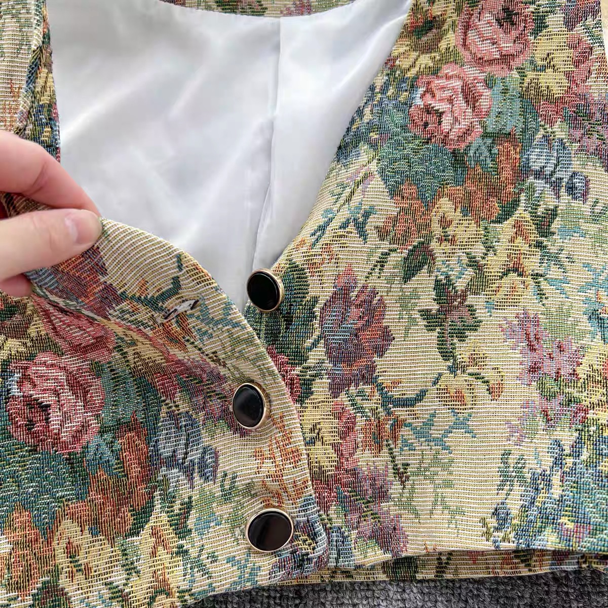 Keep it icy petticoat COA106 images